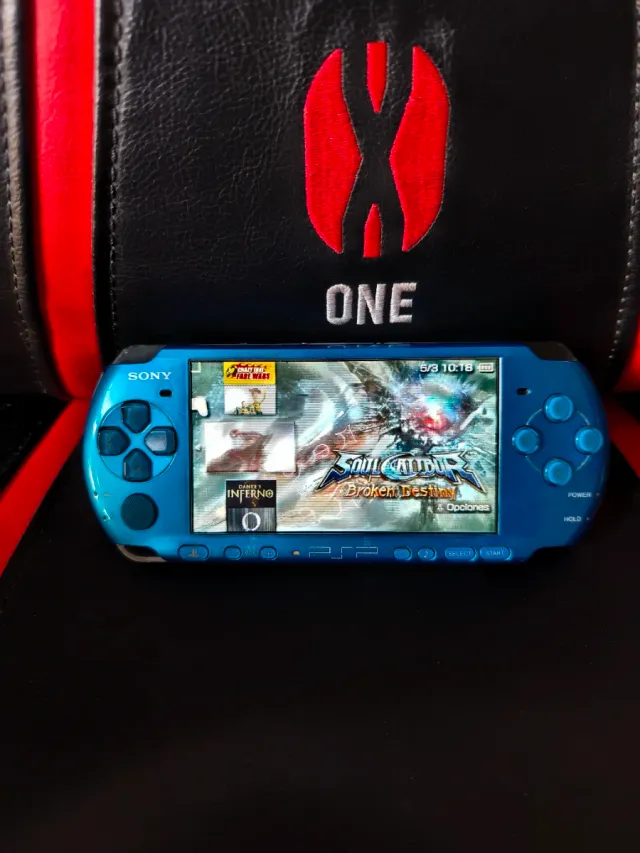 PSP 3000 Azul Eléctrico + 50 Juegos