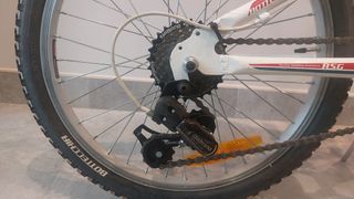 Bicicleta Infantil Bottecchia 20" - 18 velocidades