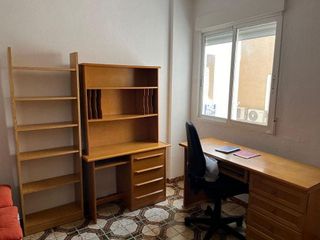 Piso en venta en Benalúa en Alicante