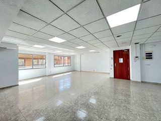 Oficina en alquiler en Ensanche - Diputación en Alicante