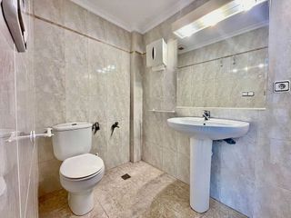 Oficina en alquiler en Ensanche - Diputación en Alicante