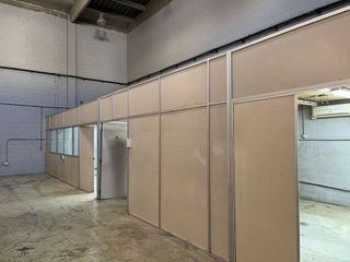 Nave industrial en alquiler en Martorelles