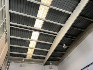Nave industrial en alquiler en Martorelles