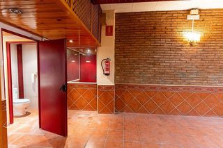 Local comercial en venta en Olesa de Montserrat