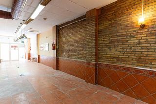 Local comercial en venta en Olesa de Montserrat