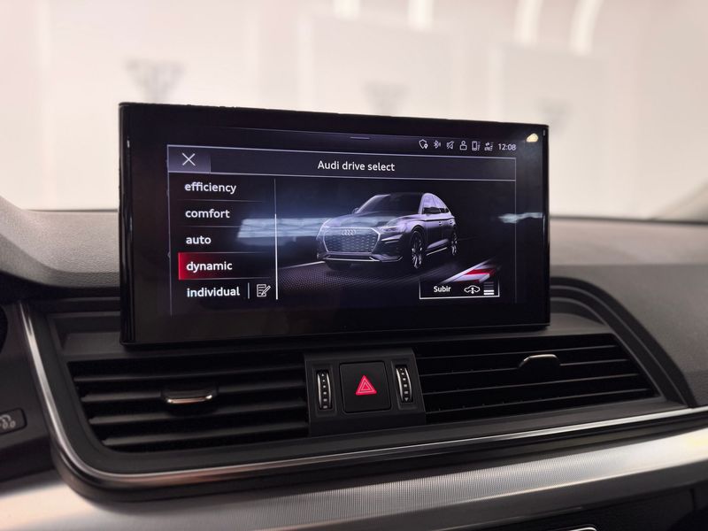 Audi Q5 2022, foto 25