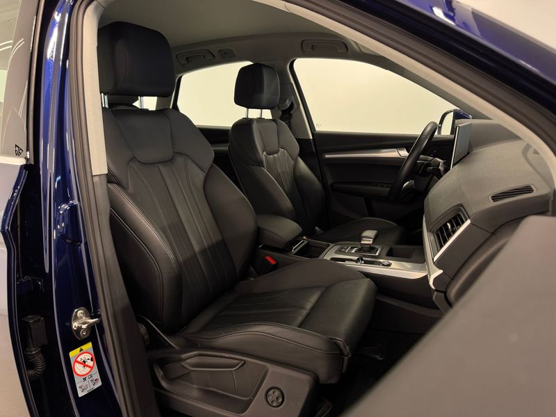 Audi Q5 2022, foto 30