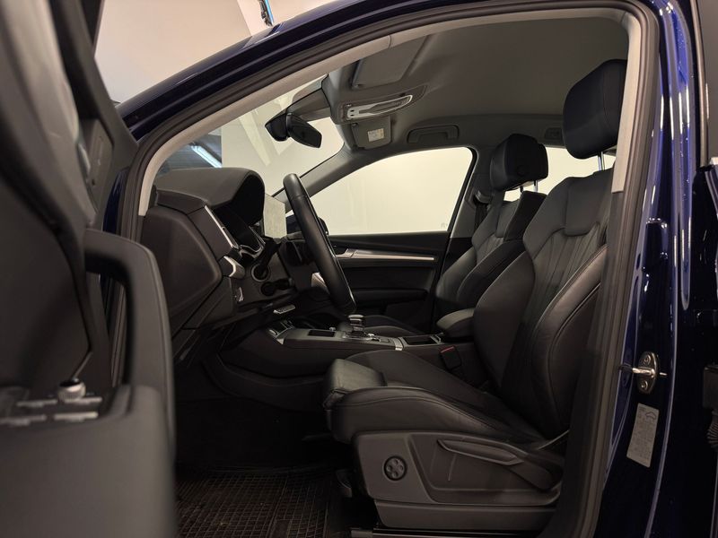 Audi Q5 2022, foto 28