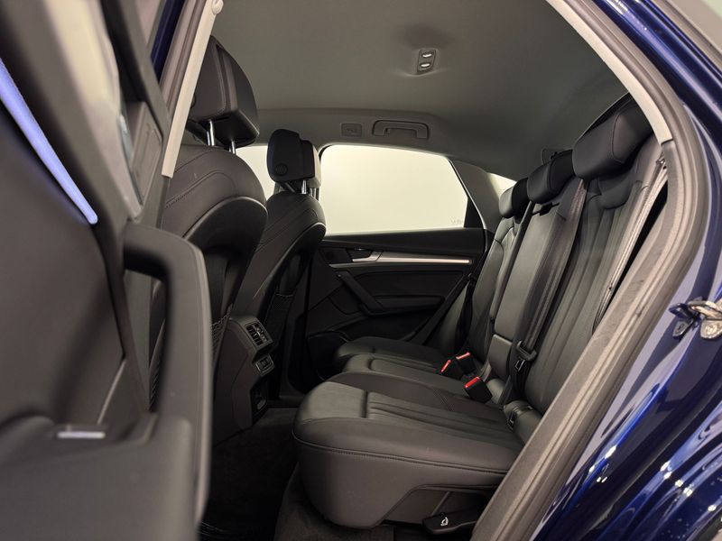 Audi Q5 2022, foto 31