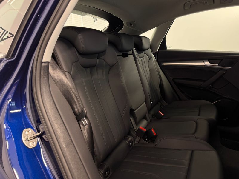 Audi Q5 2022, foto 34