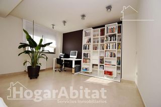 Piso en venta en Zona Piscinas en Burriana