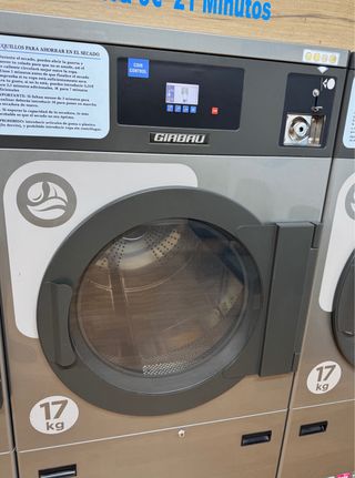 Maquinaria Girbau lavanderia Autoservicio