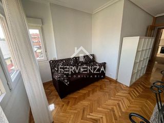 Piso en venta en San Lázaro - Otero - Villafría en Oviedo