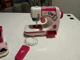 Máquina de coser Barbie años 90
