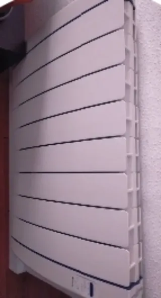 Radiadores eléctricos blancos