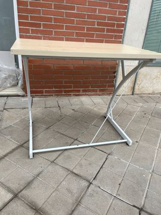 Mesa auxiliar madera y metal