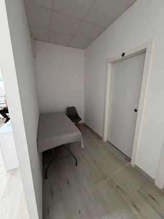 Local comercial en venta en Baeza