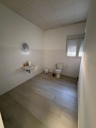 Local comercial en venta en Baeza