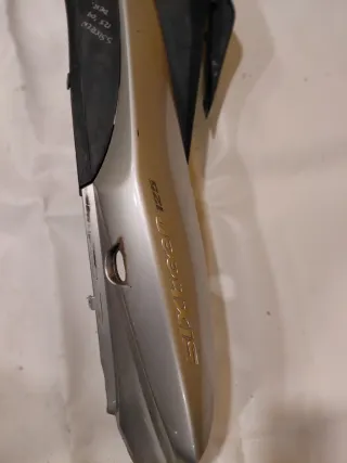 Tapa Lateral Derecha Suzuki Sixteen 125 2009