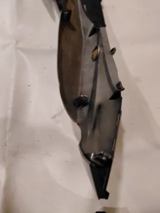 Tapa Lateral Derecha Suzuki Sixteen 125 2009