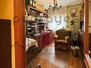 Piso en venta en Zona Teatro Campoamor en Oviedo