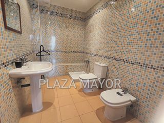 Casa adosada en venta en Doñinos de Salamanca