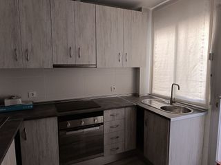 Piso en alquiler en Linares