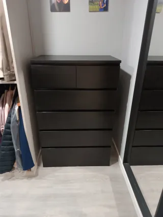 Cómoda MALM Ikea 6 cajones negro