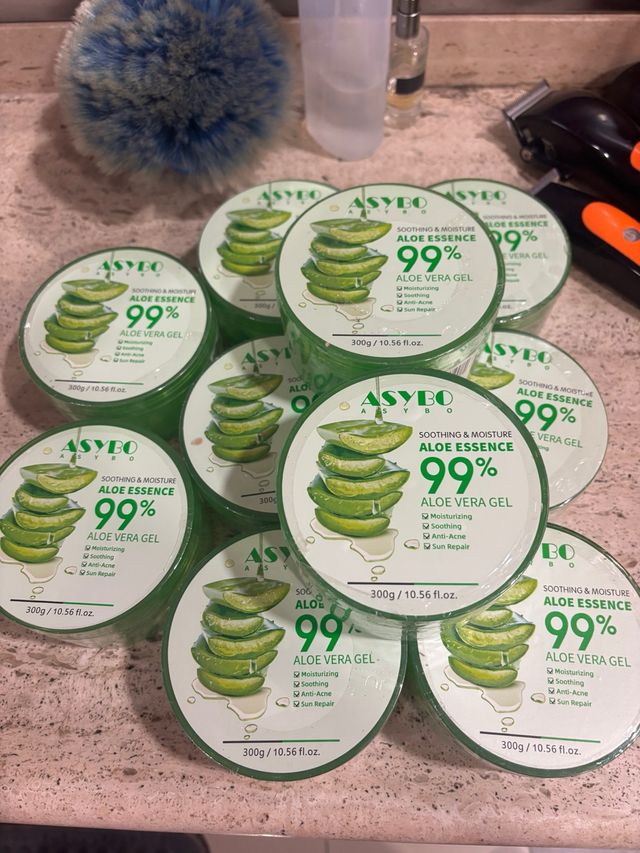 Gel de Aloe Vera ASYBO 99% Hidratante de segunda mano por 8 EUR en Jan en  WALLAPOP