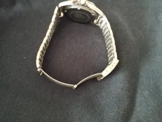 Reloj Festina Sumergible 200MT con correa Casio.