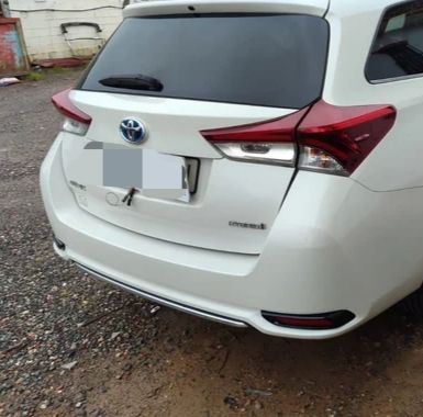 Portón Toyota Auris