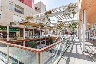 Local comercial en alquiler en Centre en Reus