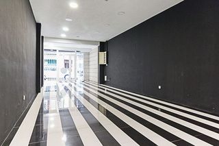 Local comercial en alquiler en Sant Joan - Molí del Vent en Vilanova i La Geltrú