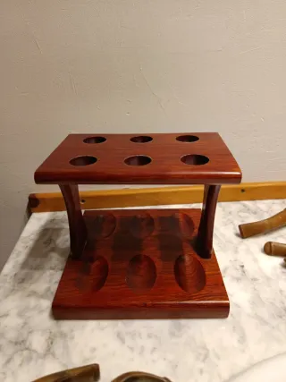 Supporto per 6 pipe e 6 pipe