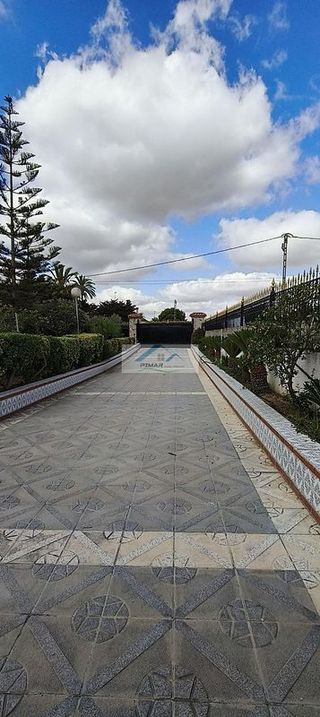 Chalet en venta en El Raval - Portes Encarnades en Elche