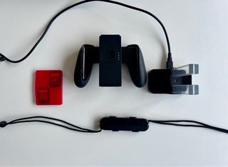 Nintendo Switch + 3 juegos + accesorios