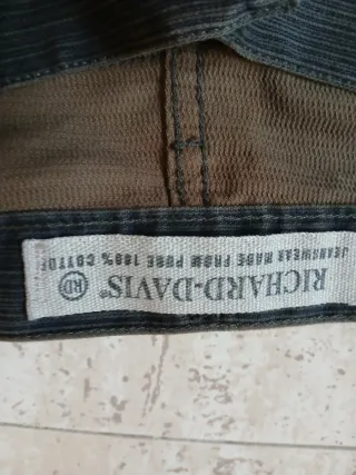 Pantalón de pana verde hombre