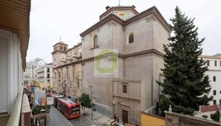 Piso en alquiler en Centro - Sagrario en Granada