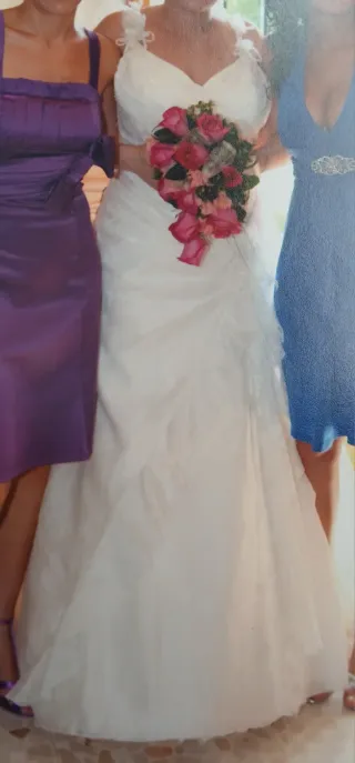 Vestido de Novia Blanco con Flores