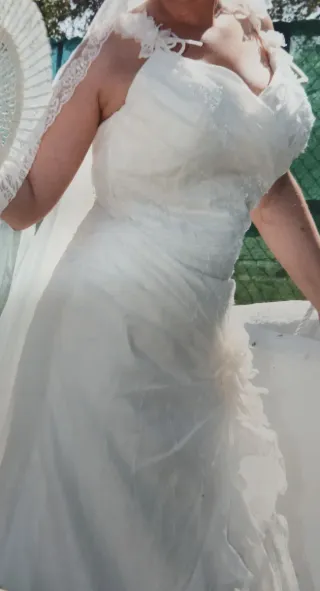 Vestido de Novia Blanco con Flores