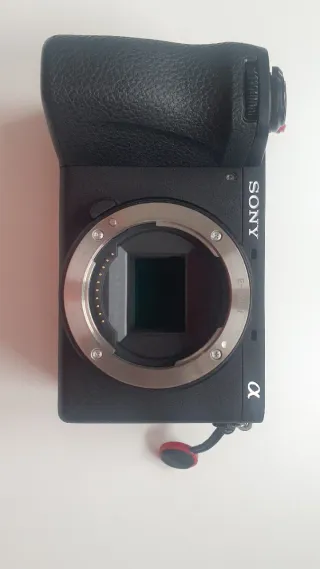 Sony a6700 + Objetivos