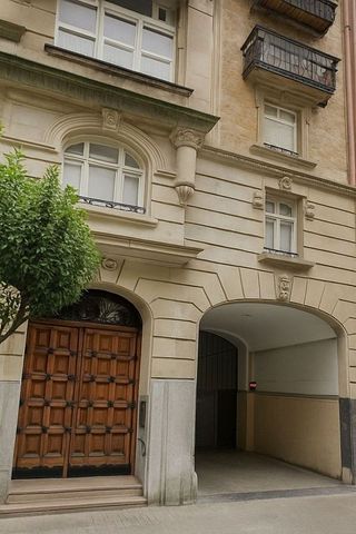 Garaje en venta en Barrio de Abando en Bilbao