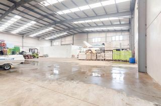 Nave industrial en venta en El Llano en Gijón