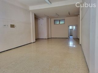 Local comercial en alquiler en Olot
