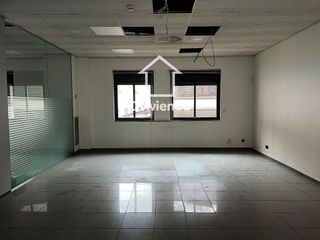 Local comercial en venta en Font Verda en Granollers