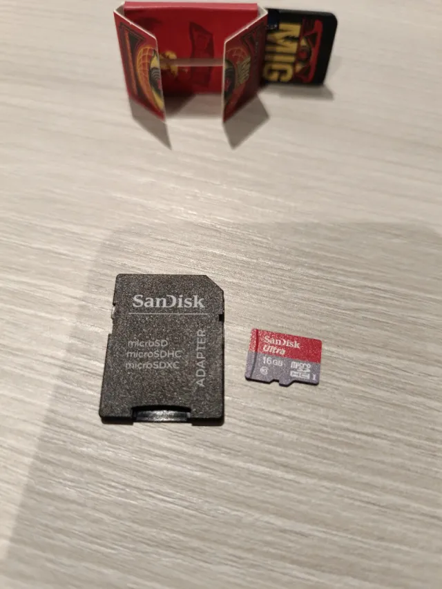 Tarjeta m i g Switch  con Micro SD SanDisk 16GB