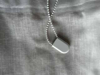 Estor plegable blanco de tela