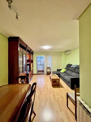 Piso en alquiler en Canillas en Madrid