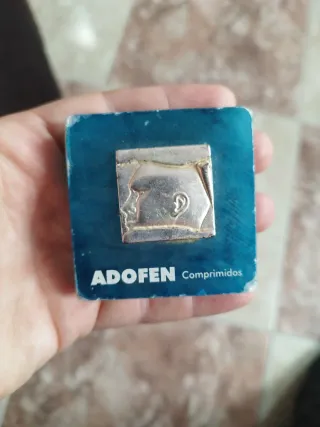 Pin Publicitario Adofen Comprimidos Antiguo