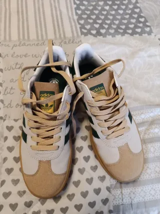 Adidas Gazelle Beige/Verde Talla 40